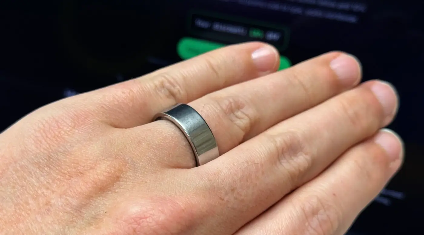 Ultrahuman Ring Air on left hand